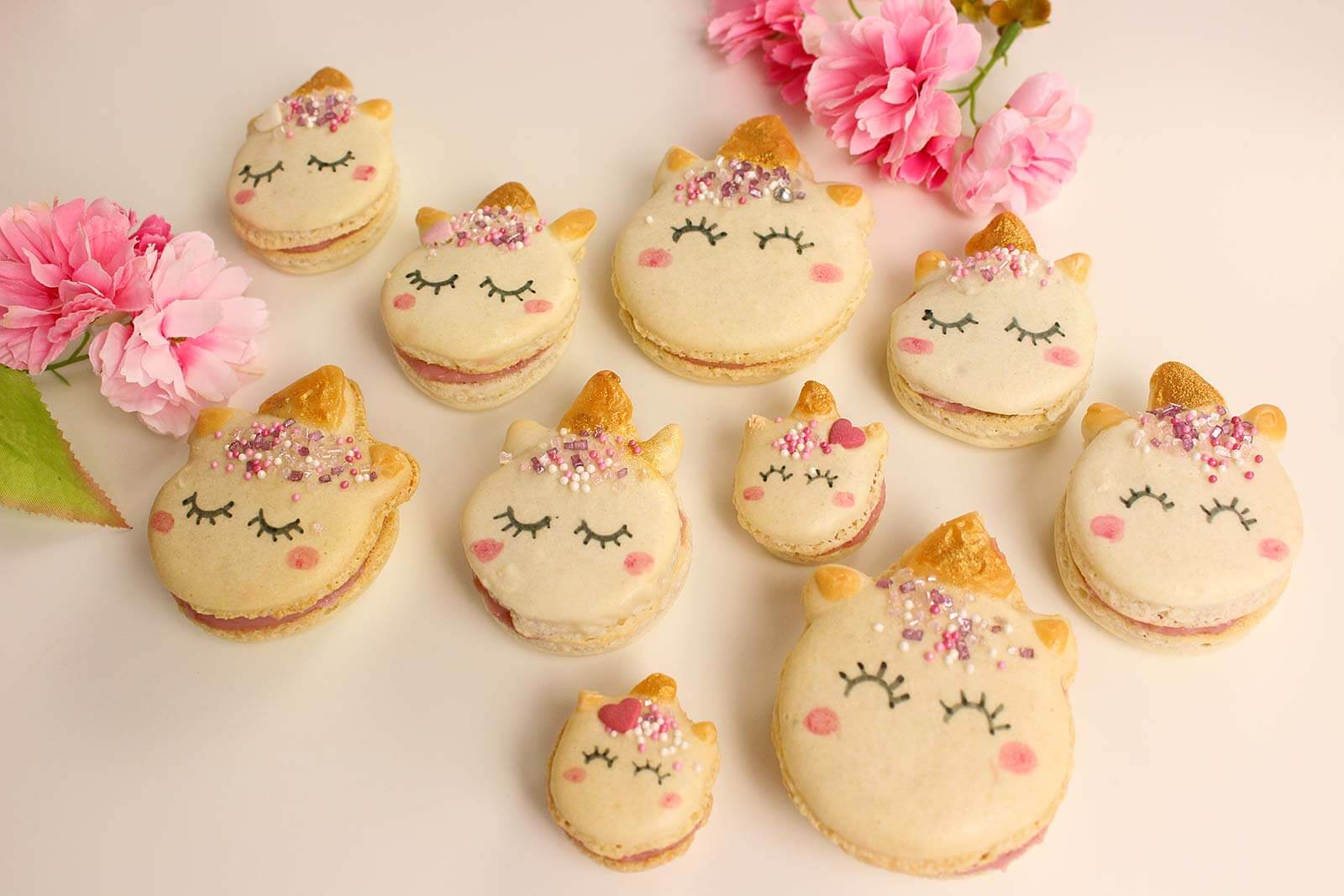 Fertige Einhorn-Macarons.