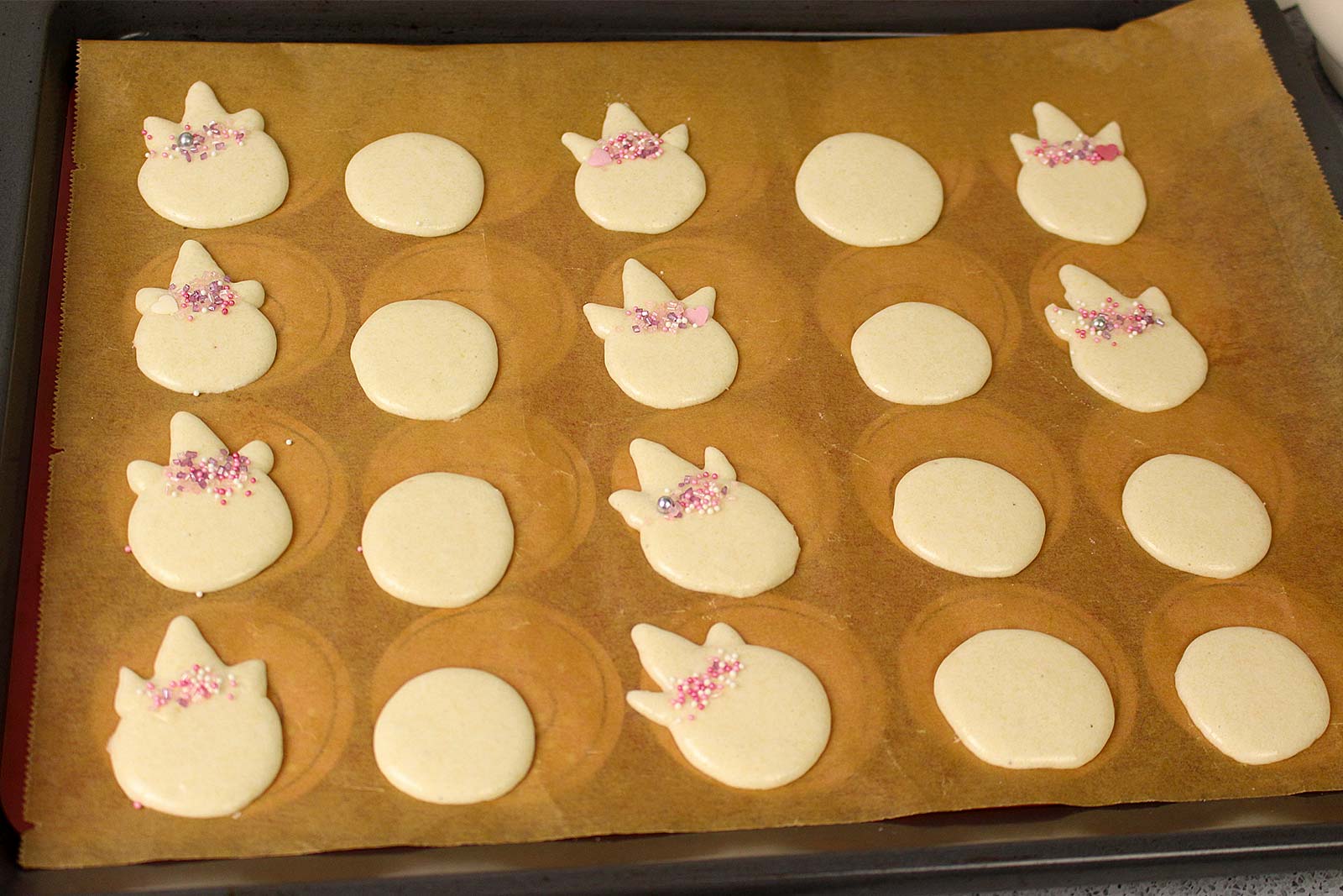 unicorn_macarons_Backblech