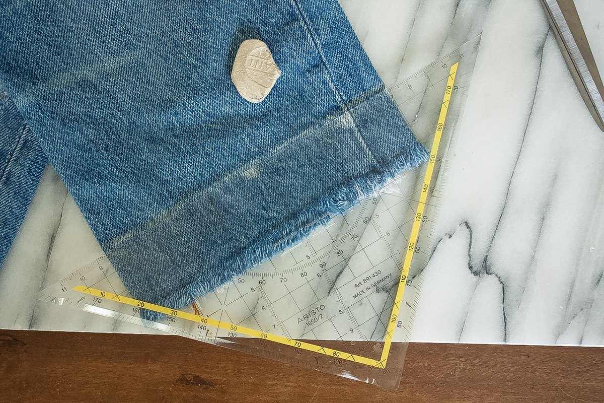 DIY Jeans - Markierung verbinden