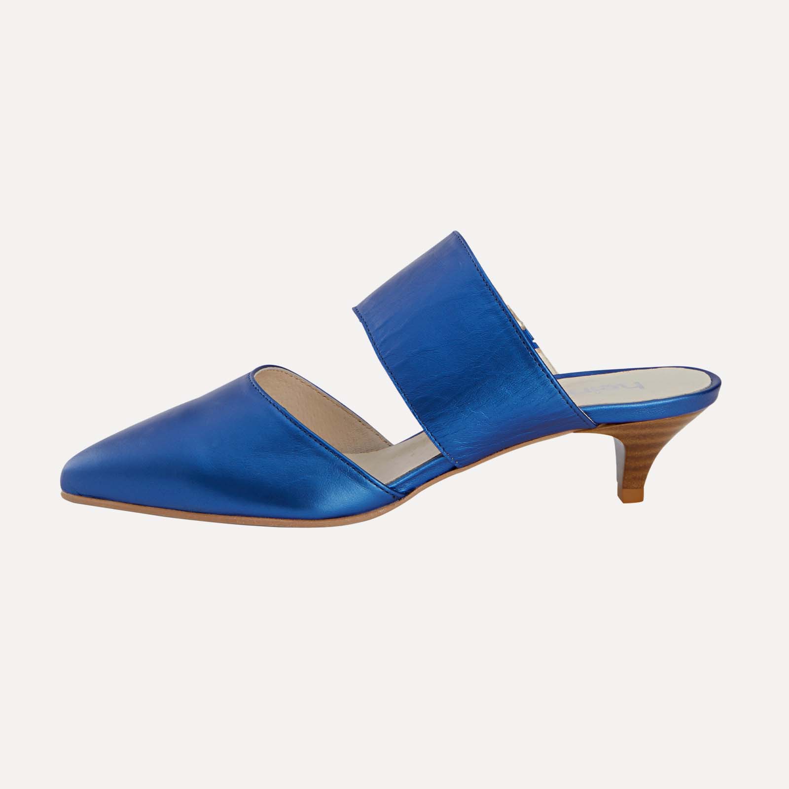 Pantolette Blau